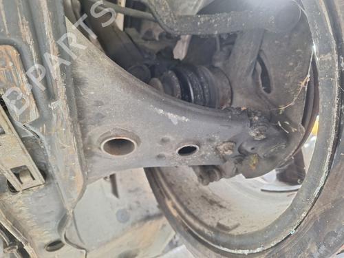 Used Left front suspension arm MERCEDES-BENZ B-CLASS Sports Tourer (W245) [2005-2011]  21728570