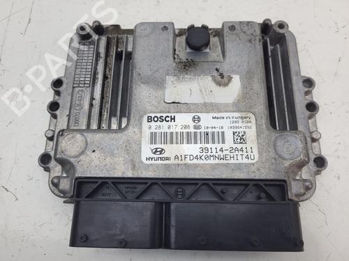 Used Engine control unit (ECU) HYUNDAI i30 (FD) [2007-2012]  12252710