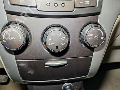 Used Climate control Climate control 38935544 38935544