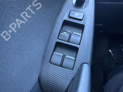 BP31177474I27 main image