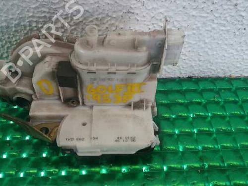 Used Front right lock VW GOLF III (1H1) 1.6 (101 hp) 2682887