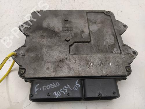 Calculateur moteur (ecu) FIAT DOBLO MPV (119_, 223_) 1.3 JTD 16V (70 hp) 13621787