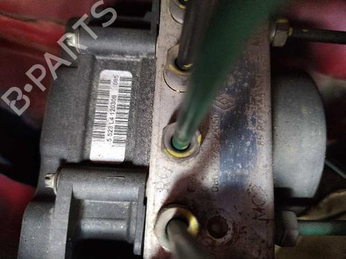 Used ABS pump RENAULT CLIO III (BR0/1, CR0/1) 1.5 dCi (C/BR0G, C/BR1G) (68 hp) 5260274