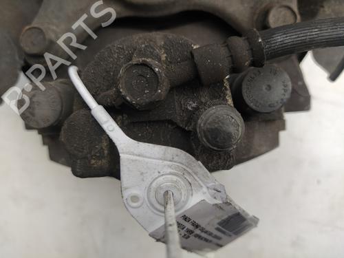 Venstre bremsekaliber foran TOYOTA YARIS (_P9_) 1.4 D-4D (NLP90_, NLP90R) (90 hp) 21682249