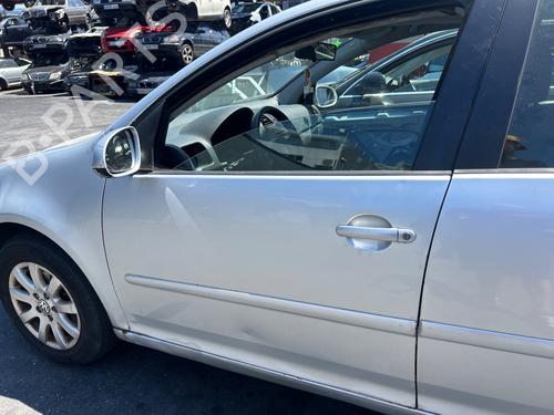 Used Left front door VW GOLF V (1K1) [2003-2010]  28054636