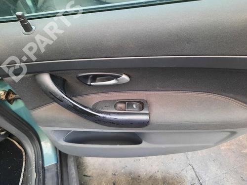 Used Right rear window switch Right rear window switch SAAB 9-3 (YS3F, E79, D79, D75) 2.2 TiD (125 hp) 9193568 9193568