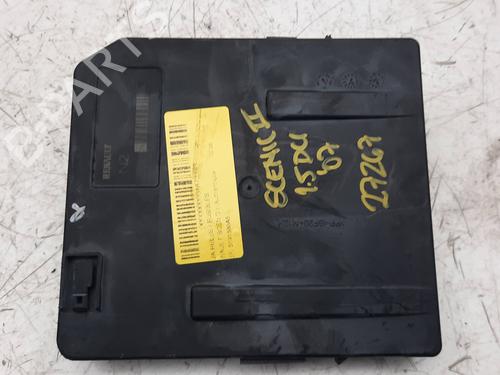 Used Fuse box RENAULT SCÉNIC II (JM0/1_) [2003-2010]  7202528