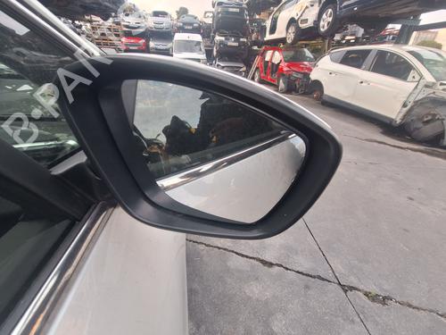Used Right mirror PEUGEOT 208 I (CA_, CC_) 1.6 HDi (114 hp) 30717254