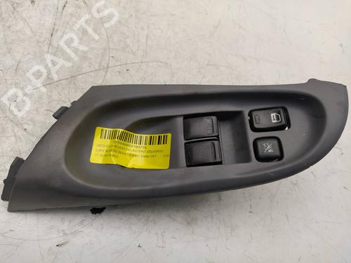 Used Left front window switch NISSAN ALMERA II (N16) 2.2 dCi (112 hp) 11706948