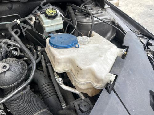 Used Windscreen washer tank MERCEDES-BENZ B-CLASS Sports Tourer (W245) [2005-2011]  28315479