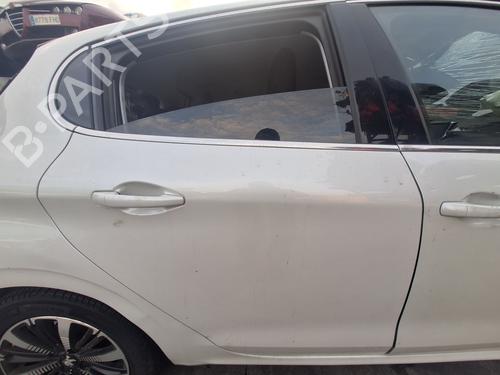 Used Right rear door PEUGEOT 208 I (CA_, CC_) 1.6 HDi (114 hp) 30717255