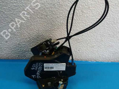 Used Rear right lock TOYOTA COROLLA (_E12_) 2.0 D-4D (CDE120R, CDE120L_) (110 hp) 576092