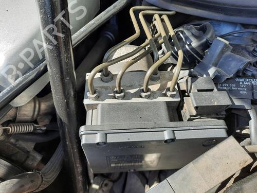 Used ABS pump MERCEDES-BENZ C-CLASS (W203) C 220 CDI (203.006) (136 hp) 10627815