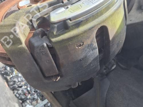 Venstre bremsekaliper foran AUDI A8 D3 (4E2, 4E8) S8 quattro BP26528892M105