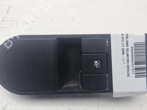 Used Right front window switch OPEL ASTRA H GTC (A04) [2005-2010]  24928223