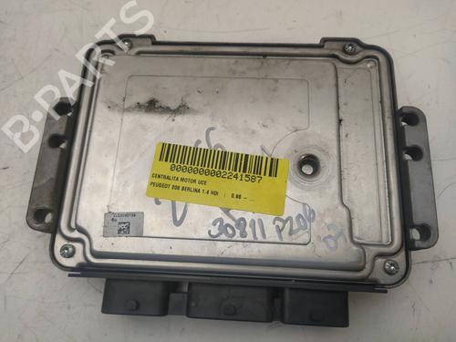 Used Engine control unit (ECU) PEUGEOT 206 Hatchback (2A/C) [1998-2012]  13329936