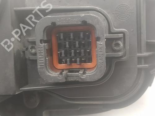 Right headlight FORD MONDEO III (B5Y) 2.0 TDCi | BP16335004C29 