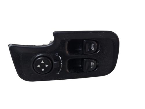 Used Left front window switch Left front window switch ALFA ROMEO 147 (937_) 1.9 JTDM 8V (937.AXD1A, 937.AXU1A, 937.BXU1A) (120 hp) 33426034 33426034
