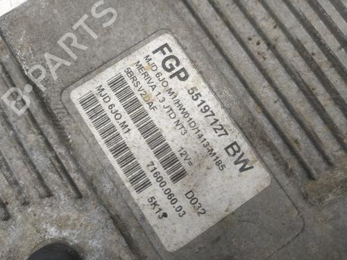 Engine control unit (ECU) OPEL MERIVA A MPV (X03)  | BP13702318M57 