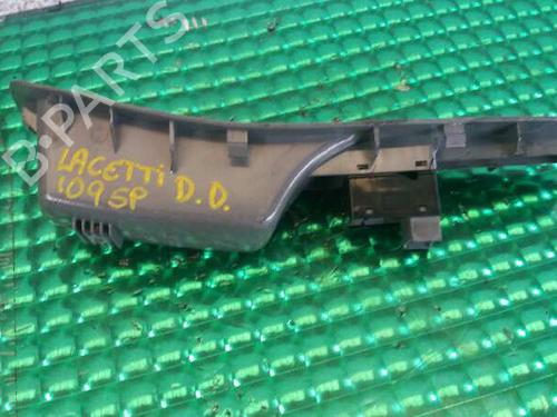 Used Right front window switch CHEVROLET LACETTI (J200) 2.0 D (121 hp) 1333389