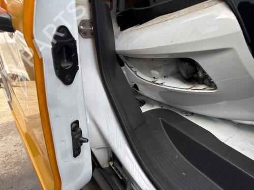 fechadura-tras-direita-ford-transit-connect-mpv-2013-32708600 main image