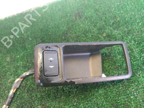 Interrupteur de vitre avant droite FORD FOCUS C-MAX (DM2) [2003-2007]  1339447