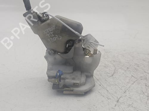 Used Rear left lock NISSAN X-TRAIL I (T30) [2001-2013]  24417738