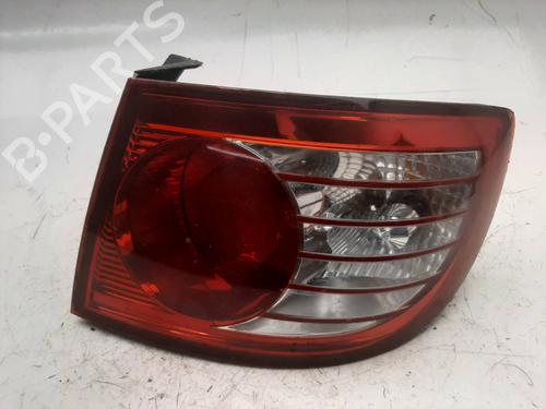 Used Right taillight HYUNDAI ELANTRA III (XD) 2.0 CRDi (113 hp) 8908528