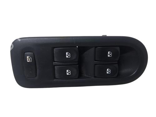 Used Left front window switch Left front window switch RENAULT CLIO III Grandtour (KR0/1_) 1.5 dCi (KR0F) (86 hp) 32708541 32708541