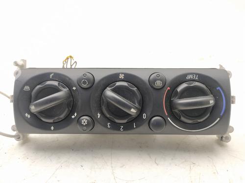 Used Climate control MINI MINI (R50, R53) One (90 hp) 10627776