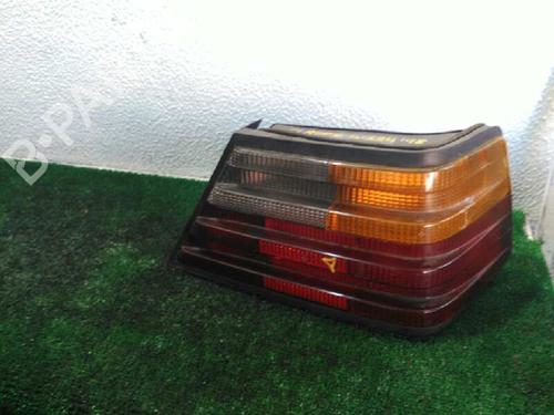 Used Right taillight MERCEDES-BENZ 124 Saloon (W124) 300 D (124.130) (109 hp) 1918809