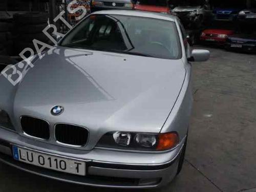 BMW 5 (E39) 523 i 17644