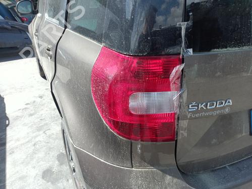 Used Left taillight SKODA YETI (5L) 1.2 TSI (105 hp) 25132210