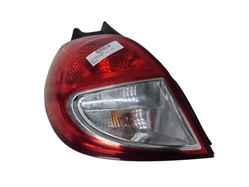 left-taillight-renault-clio-iii-br01-cr01-2005-2006-2007-2008-2009-2010-2011-2012-2013-2014-35792499 main image