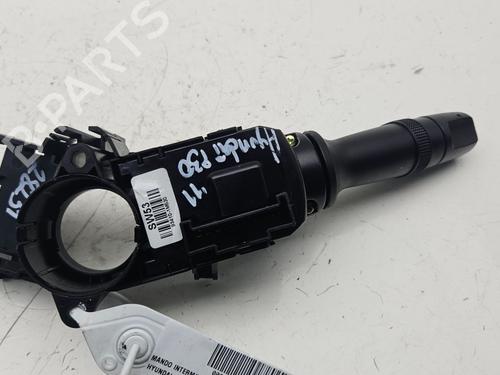 Used Steering column stalk HYUNDAI i30 (FD) [2007-2012]  30144905