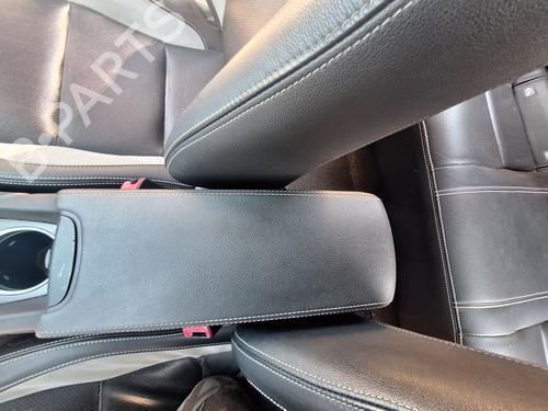 Used Armrest / Center console Armrest / Center console 37603044 37603044