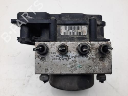 Used ABS pump NISSAN NOTE (E11, NE11) 1.5 dCi (103 hp) 13638374
