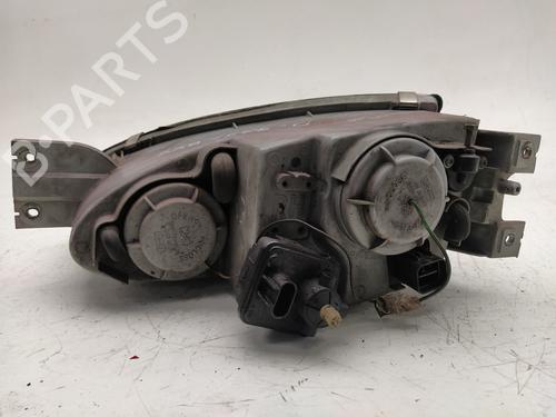 Right headlight HYUNDAI COUPE I (RD) 2.0 16V | BP16770307C29 