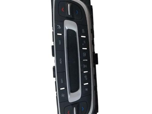climate-control-renault-megane-iii-hatchback-bz01_-b3_-2008-35806096 main image