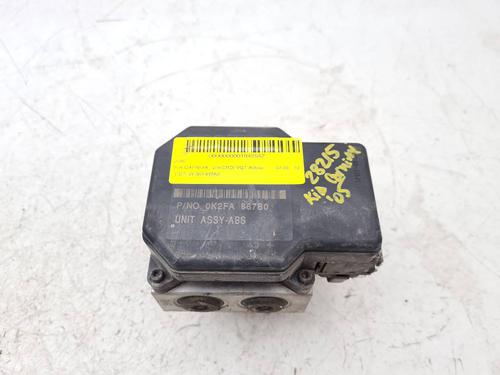Used ABS pump KIA CARNIVAL / GRAND CARNIVAL III (VQ) 2.9 CRDi (185 hp) 8006279