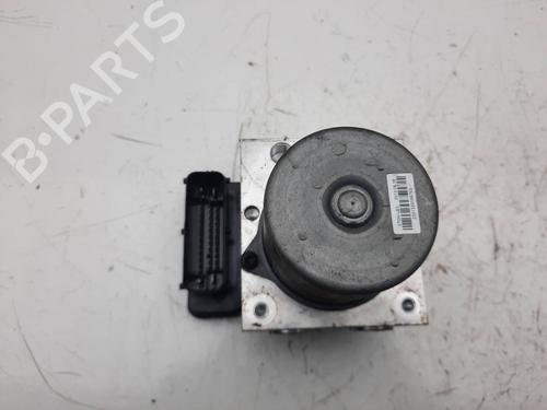 Used ABS pump KIA CARENS IV 1.7 CRDi (136 hp) 3733152