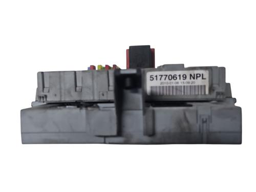 Used Fuse box FIAT DOBLO Box Body/MPV (223_) 1.3 D Multijet (75 hp) 28132609
