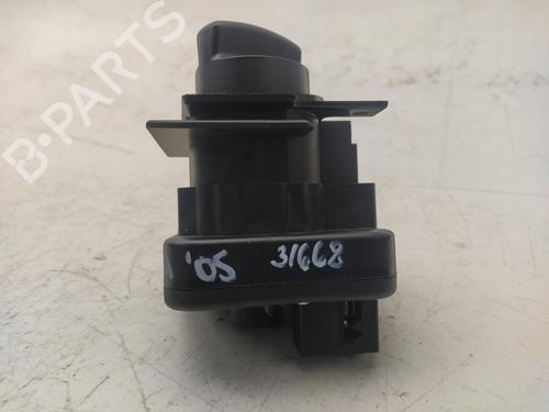 Headlight switch MERCEDES-BENZ A-CLASS (W169) A 180 CDI (169.007, 169.307) | BP18116472I24 