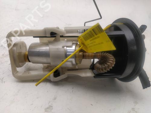 Used Fuel pump BMW 3 (E46) 320 d (136 hp) 7877632