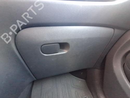 glove-box-citroen-c3-picasso-sh_-2008-33411812 main image