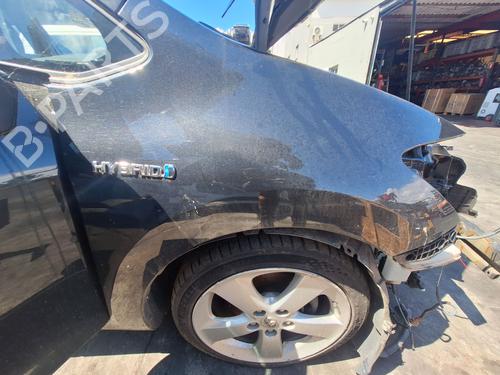 Used Right front fenders Right front fenders TOYOTA AURIS (_E18_) 1.8 Hybrid (ZWE186_, ZWE186R) (136 hp) 34718643 34718643