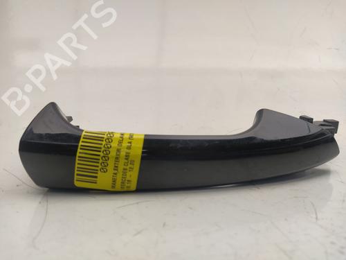 Used Front right exterior door handle MERCEDES-BENZ GLA-CLASS (X156) GLA 180 (156.942) (122 hp) 13057037