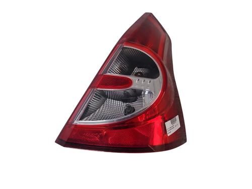 right-taillight-dacia-sandero-2008-34239134 main image