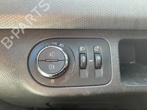 Used Headlight switch OPEL MERIVA B MPV (S10) [2010-2017]  26234306