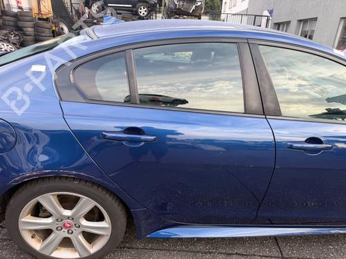 Dør høyre bak Dør høyre bak JAGUAR XE (X760) 2.0 D (180 hp) 37424174 37424174